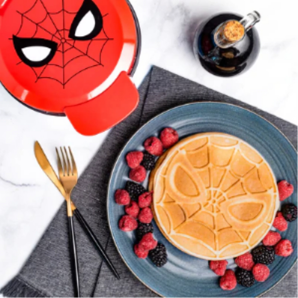Marvel Spider-Man 7" Waffle Maker – Iconic Web-Slinger Non-Stick Breakfast Appliance