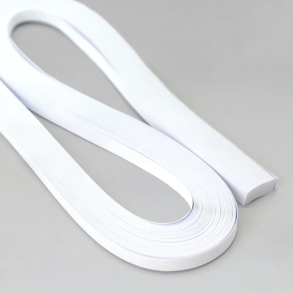 Bandes de quilling classiques blanches épaisses avec contour 5 mm (paquet de 50)