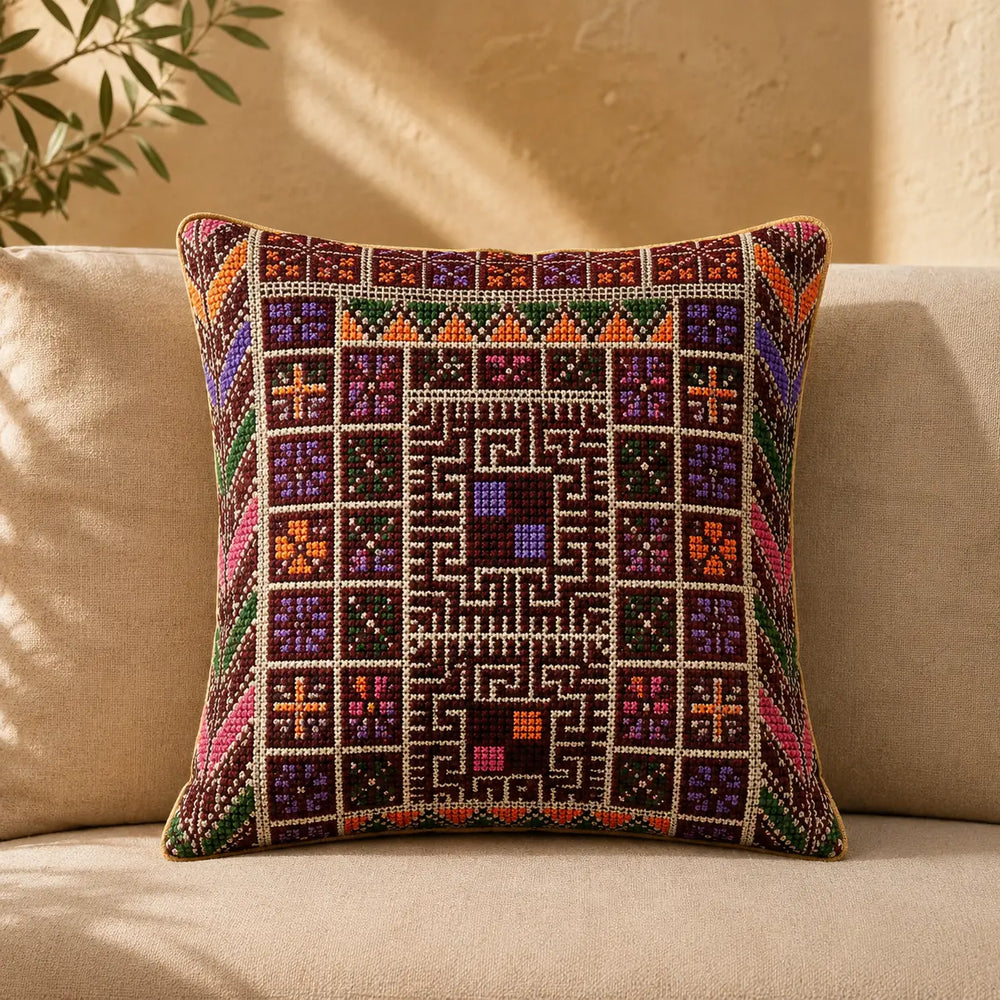 Cushion Cover Set of 2 – Palestinian Tatreez – 18×18 in – Sitty