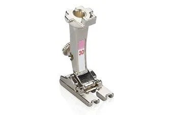 Bernina Pied Froufrou 3 rainures #30