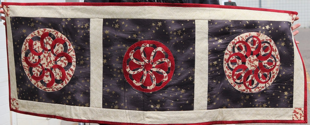 Store Sample- Table Runner- Circles