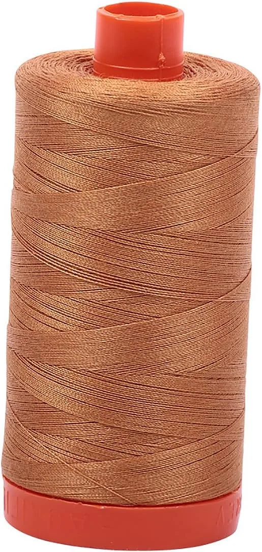 Fil Aurifil #2930 Golden Toast Uni