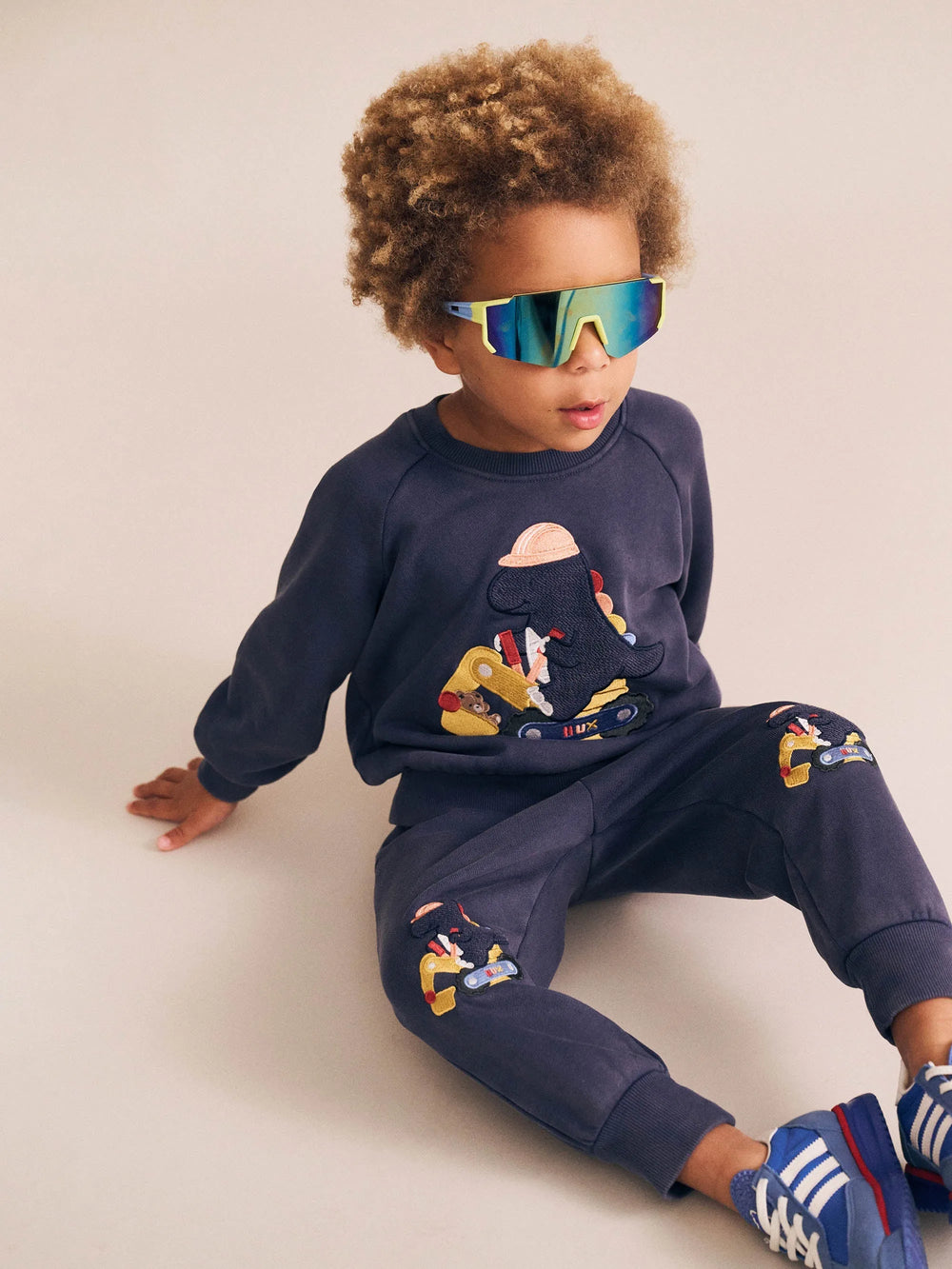Pantalon de jogging Tradie Dino | Marine délavé | Huxbaby