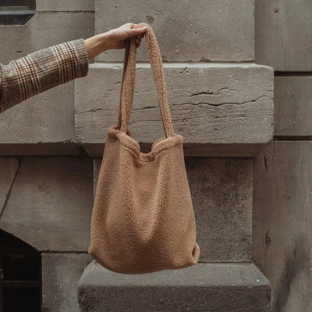 Sac fourre-tout en teddy | Doublure polar | Fermeture aimantée