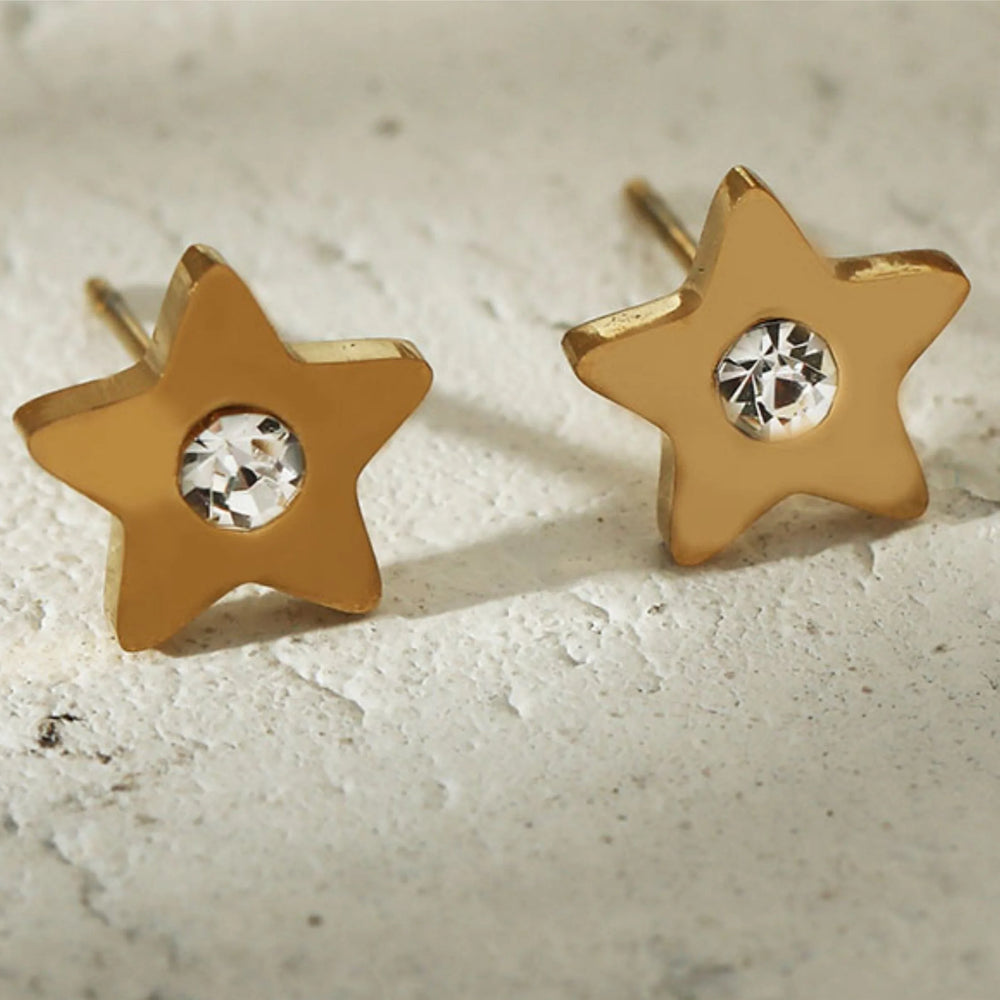 Boucles d'oreilles clous LAYLA Or : en forme d'étoile avec zircon au centre