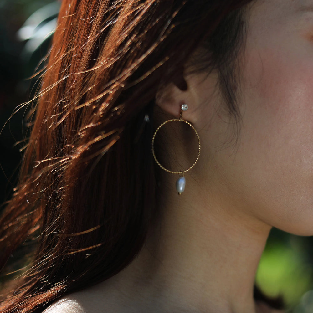 Boucles d'oreilles en perles d'eau douce naturelles LYRA
