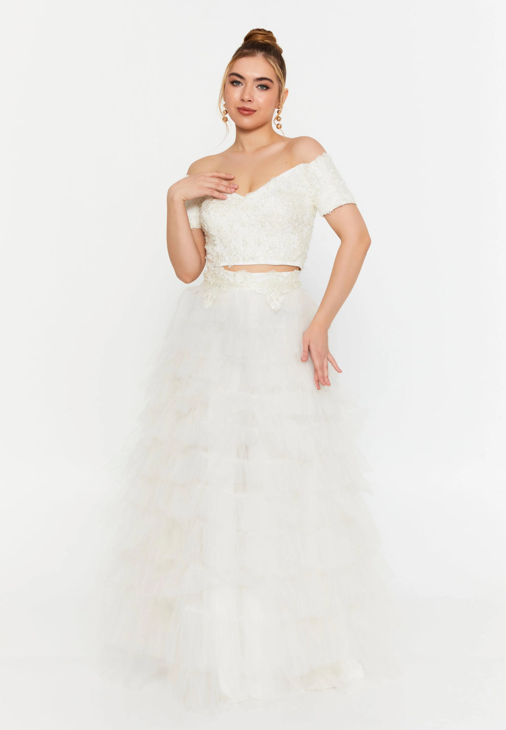Ensemble blanc deux pièces en dentelle et tulle pour mariage