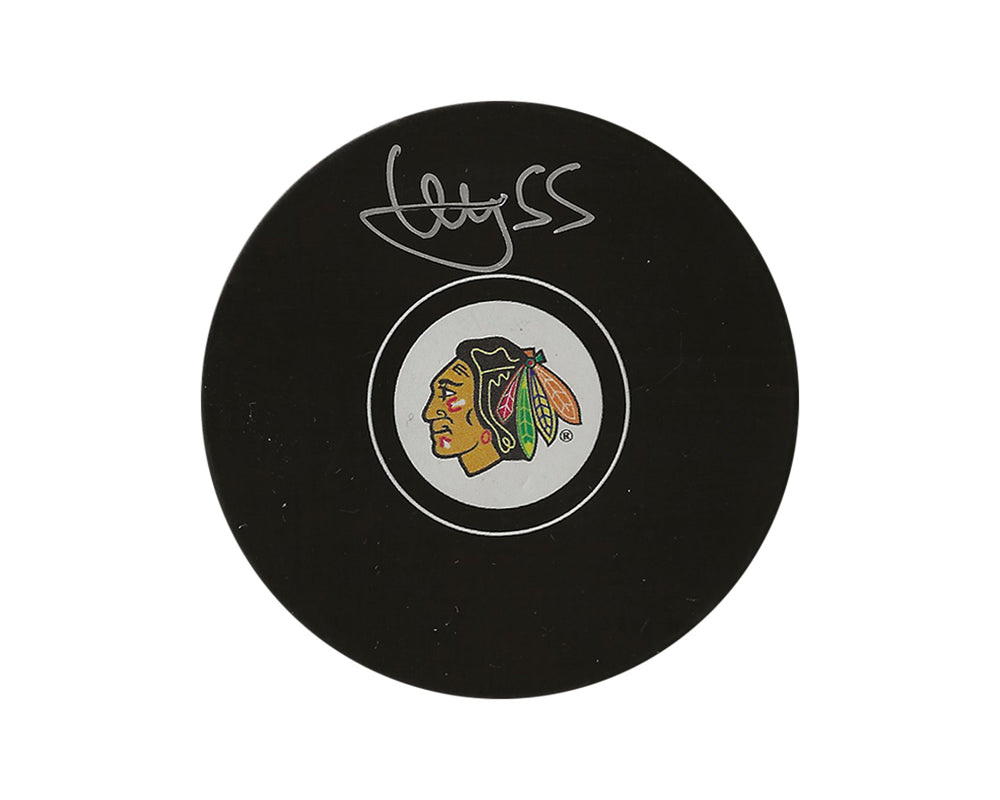 Palet de hockey dédicacé Artyom Levshunov des Blackhawks de Chicago