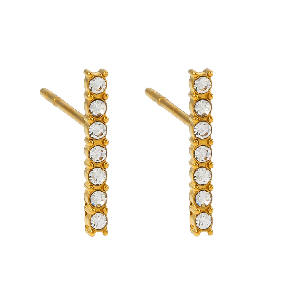 BIHAR : Boucles d'oreilles minimalistes en plaqué or avec barres incrustées de zircone pavée.