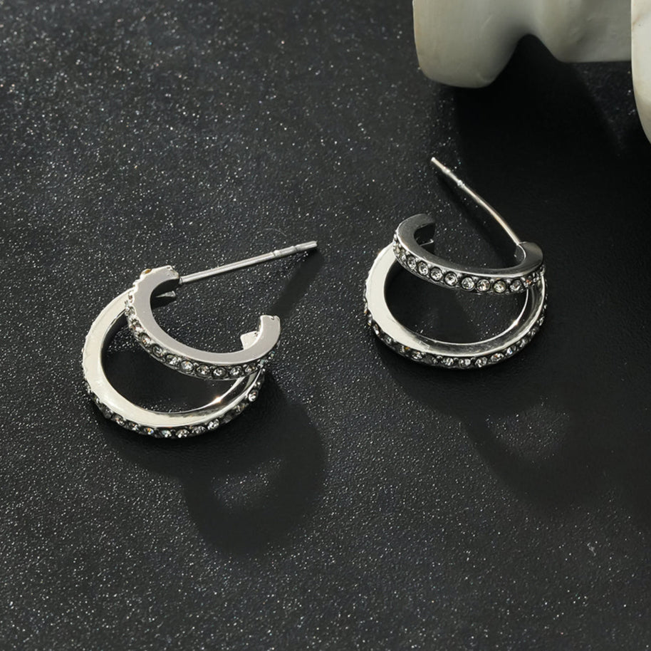 BOTTEGA : Boucles d'oreilles créoles pavées de zirconiums (CZ) à double bande en argent