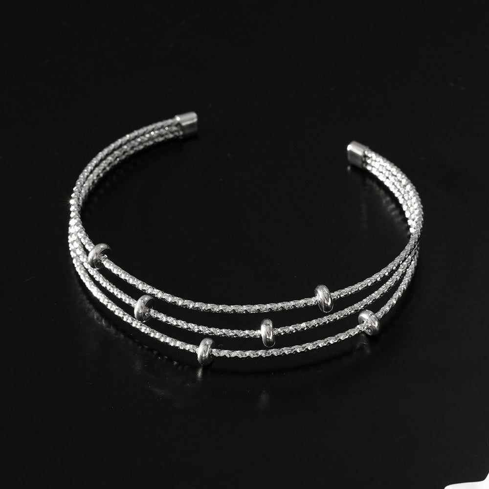 Style FARZIKA Argent : Bracelet triple empilé de perles texturées