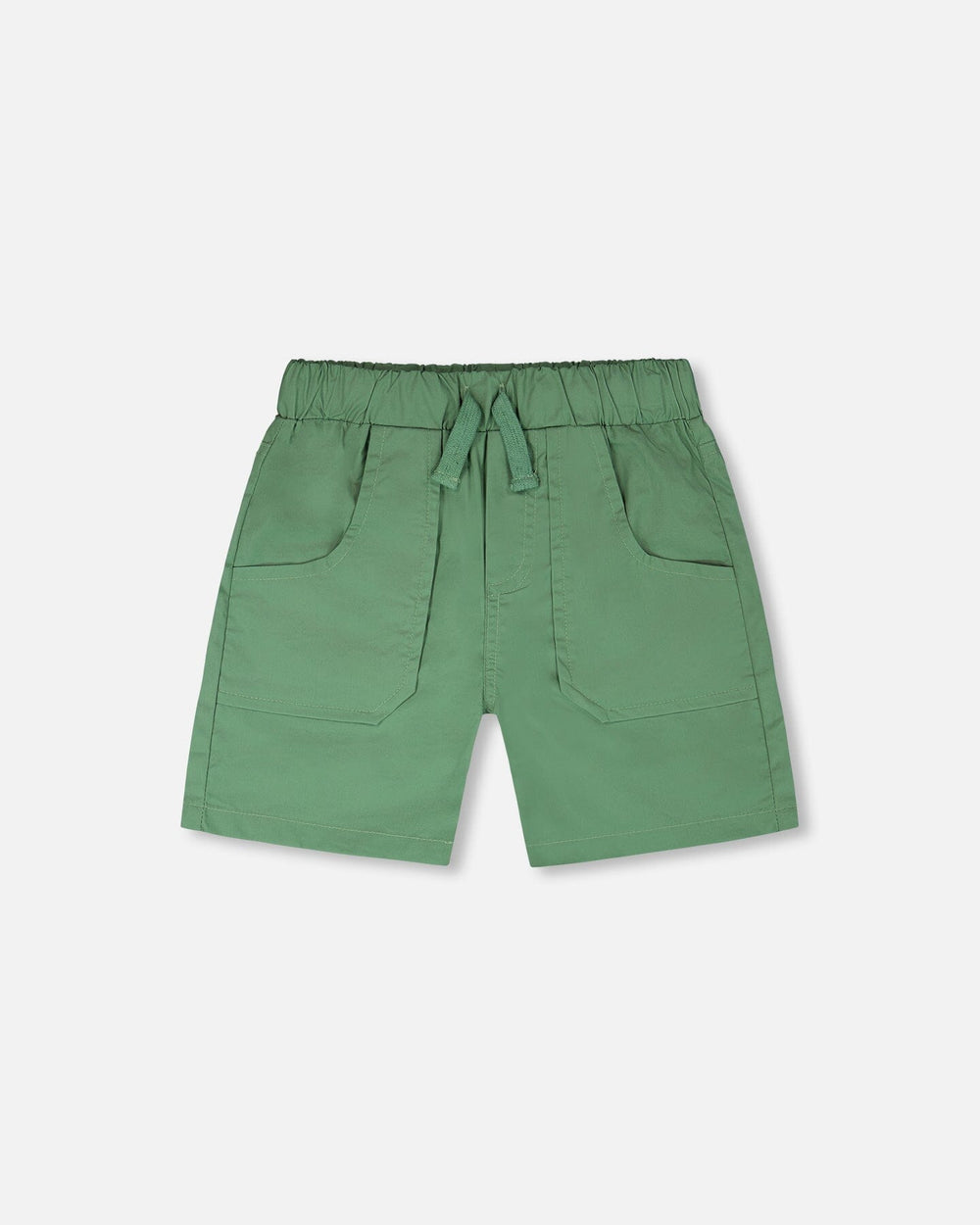 Short style parachute avec poches plaquées Vert