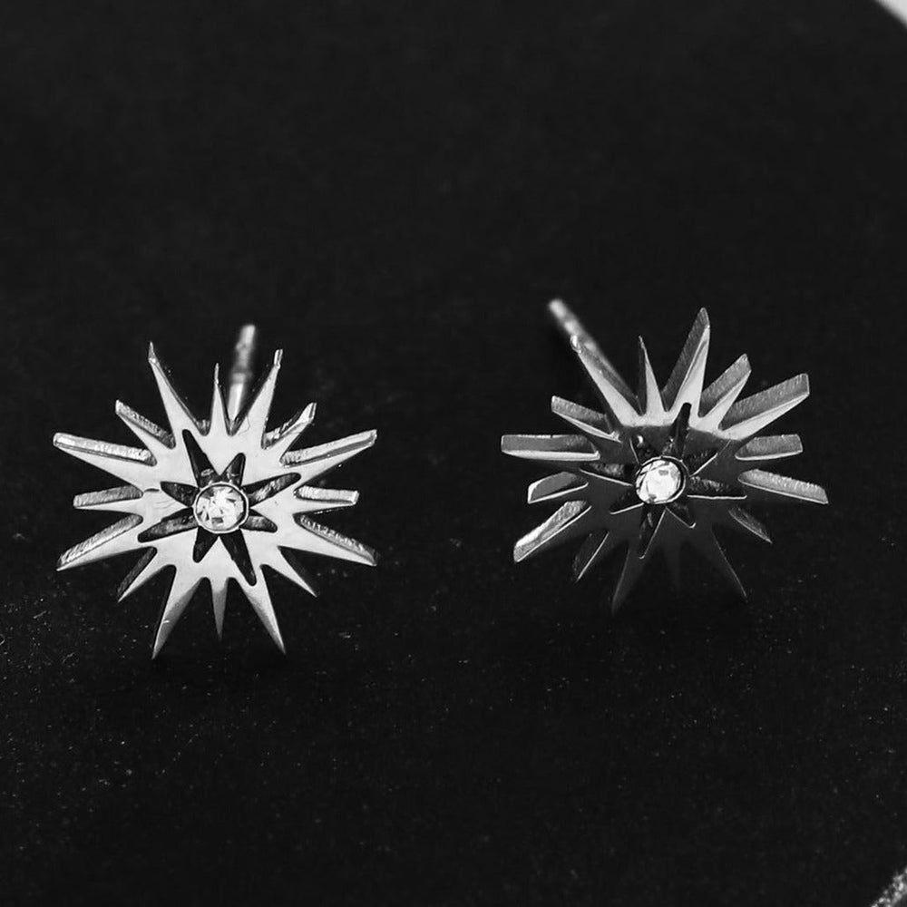 AMNISTY : Boucles d'oreilles clous 'Étoile Brillante' en Zirconia Argenté
