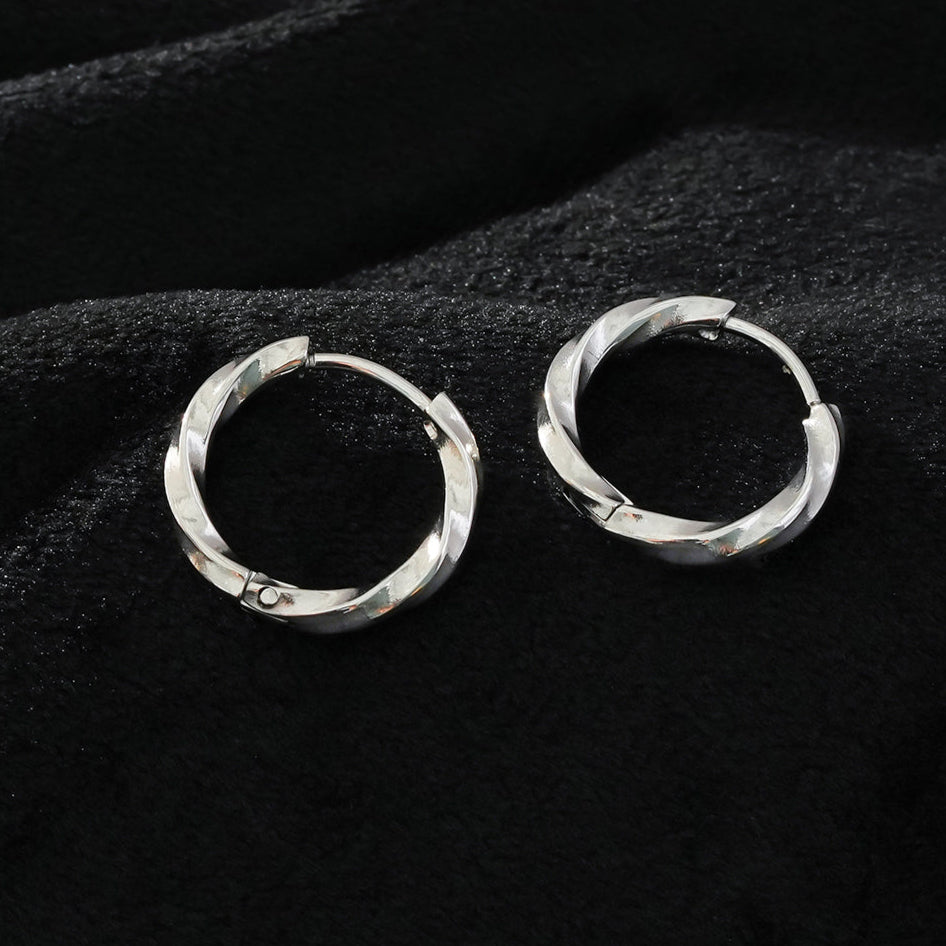 SAYULITA : Élégance Moderne Redéfinie - Anneaux Argentés en Or Blanc 18K avec Détails Texturés 3D