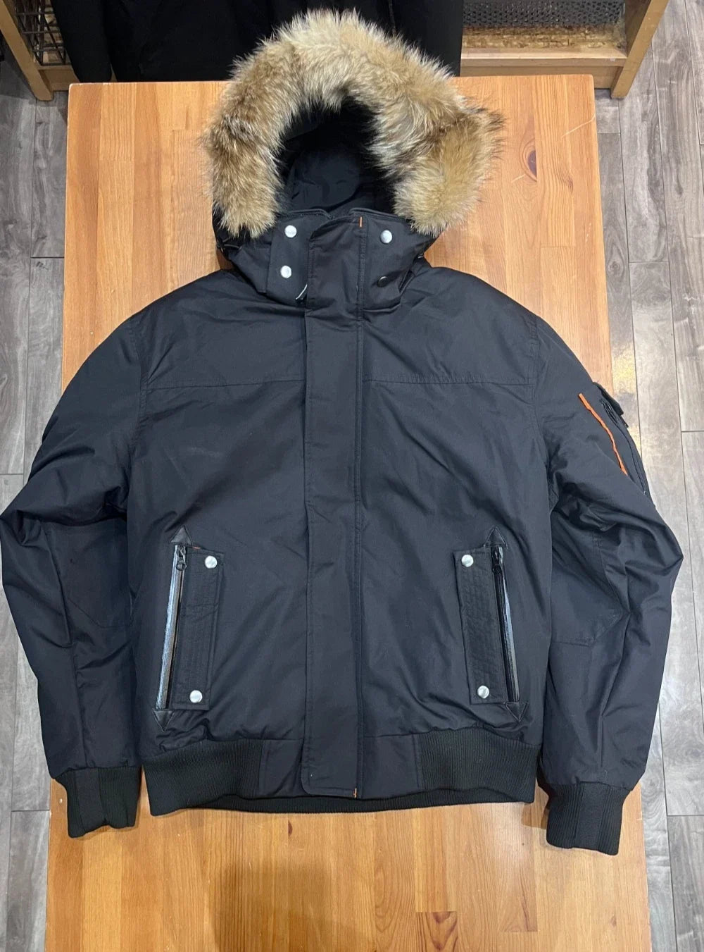 Outdoor Survival Canada Veste bomber Desna pour hommes -40 Orca Noir, Moyenne - EN VITRINE