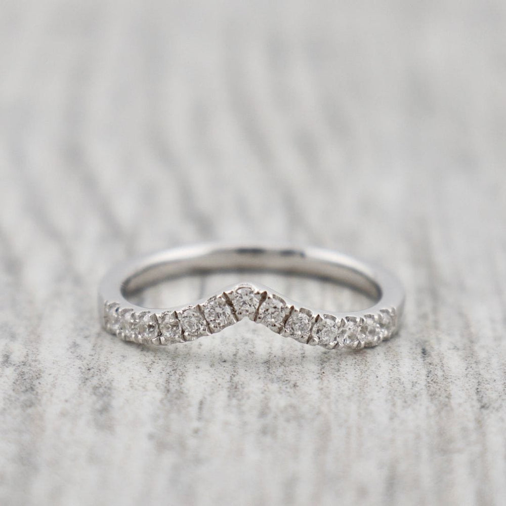Bague V en argent sterling