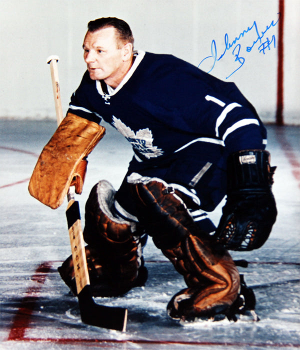 PHOTO AUTOGRAPHIÉE DE JOHNNY BOWER 8" X 10" – TORONTO MAPLE LEAFS NHL COLLECTIBLE DE HOCKEY SIGNÉ (8" X 10")