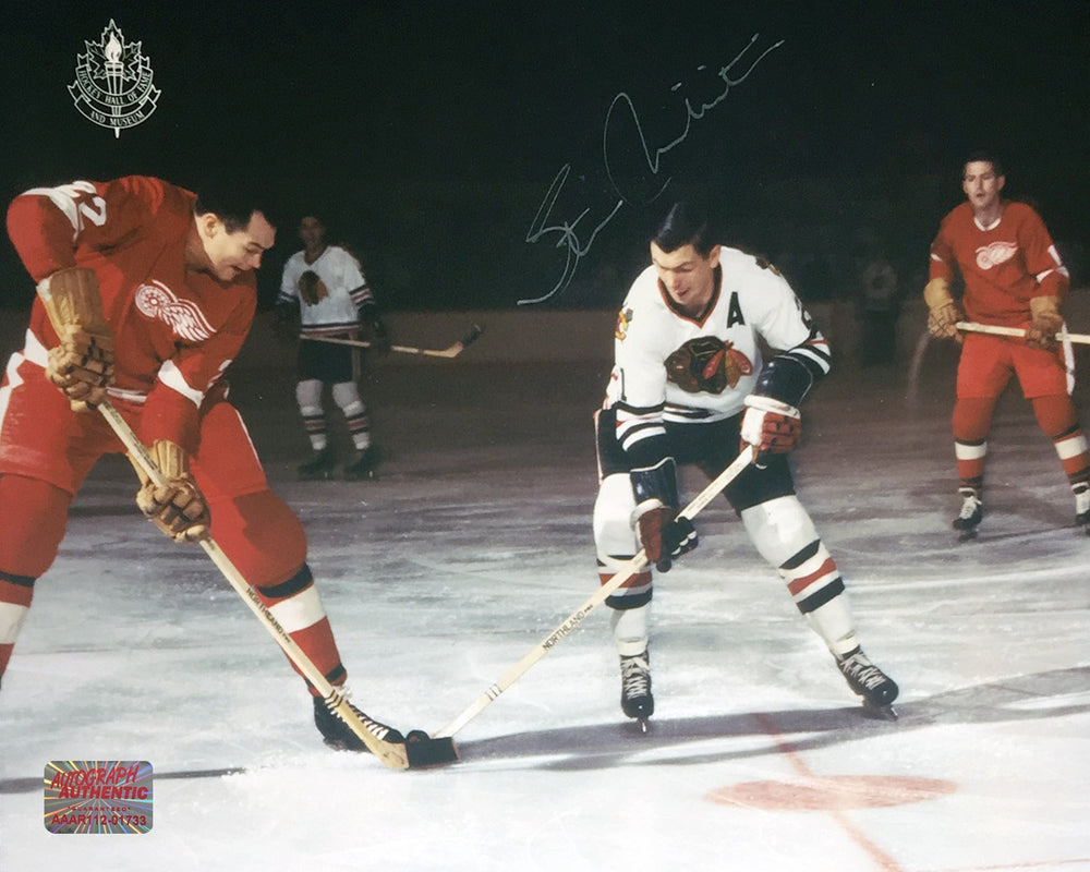 PHOTO AUTOGRAPHE 8" X 10" MISE AU JEU DE STAN MIKITA – CHICAGO BLACKHAWKS NHL OBJETS DE COLLECTION SIGNÉS (8" X 10")
