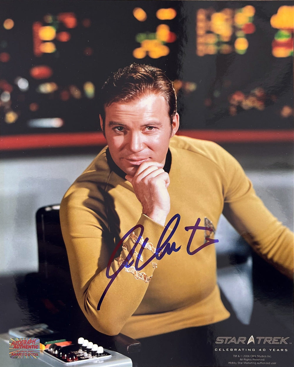 WILLIAM SHATNER SIGNED 8" X 10" STAR TREK PHOTO – CAPTAIN KIRK AUTOGRAPHED SCI-FI COLLECTIBLE