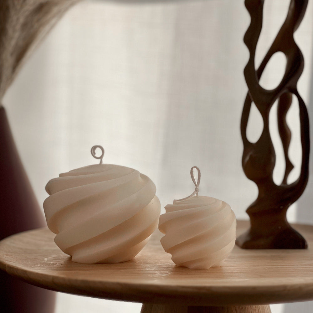 Bougies en cire de soja Swirl Ball | Décoration d'intérieur, Cadeau pour femme