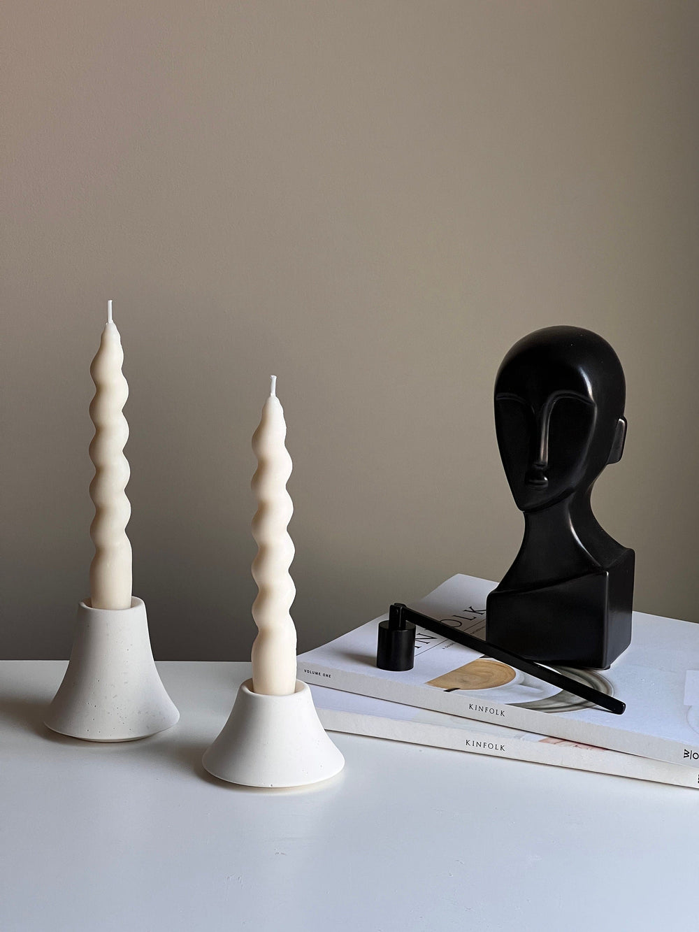 Bougeoir rond en jésonite : Décoration de table minimaliste