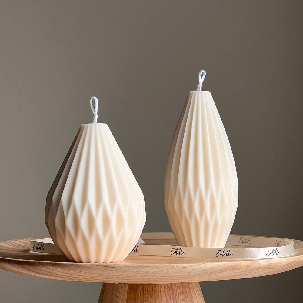 Bougie lanterne origami : bougie sculpturale en cire de soja, décor minimaliste