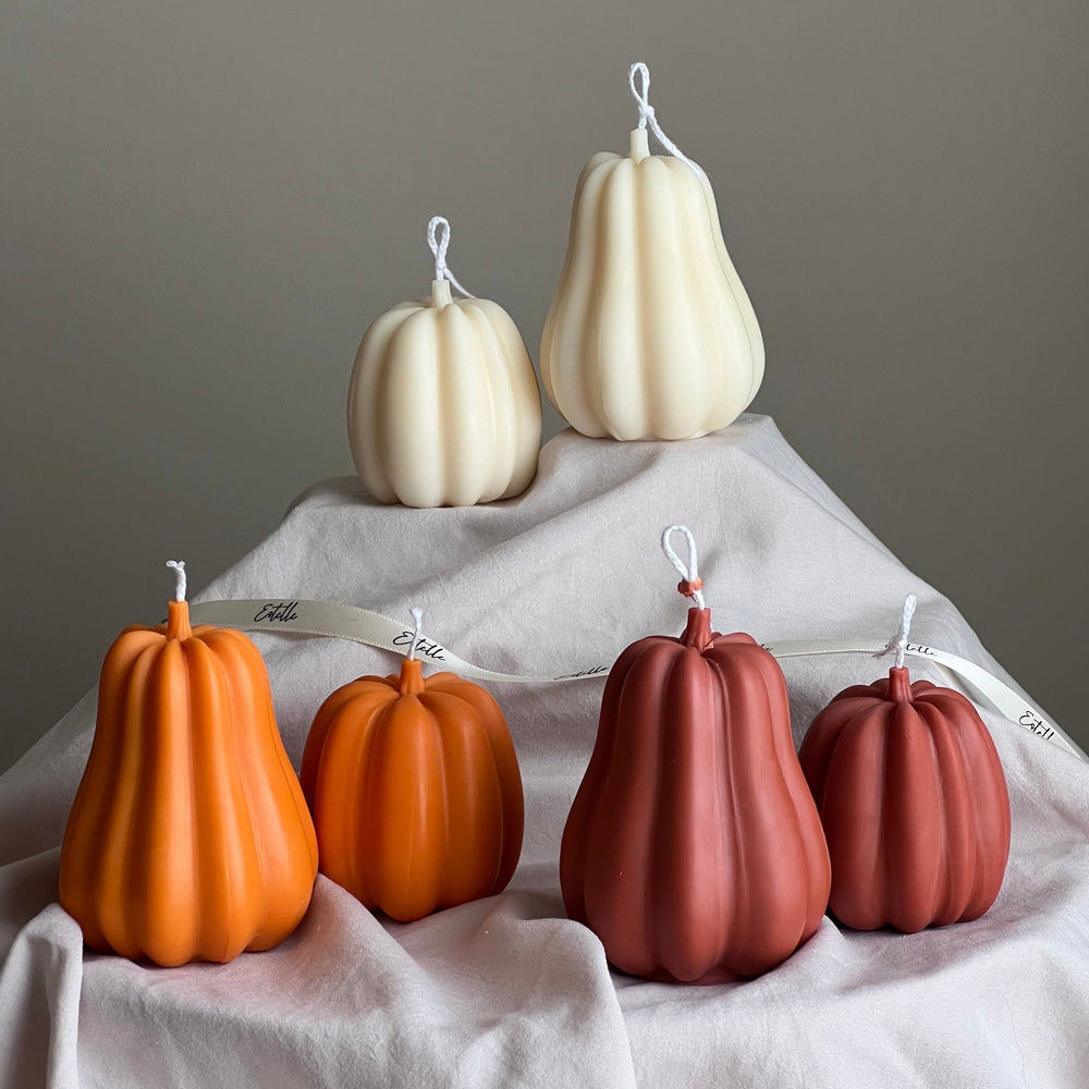 Lot de bougies artisanales à la cire de soja en forme de citrouille d'automne : Décoration d'intérieur effrayante