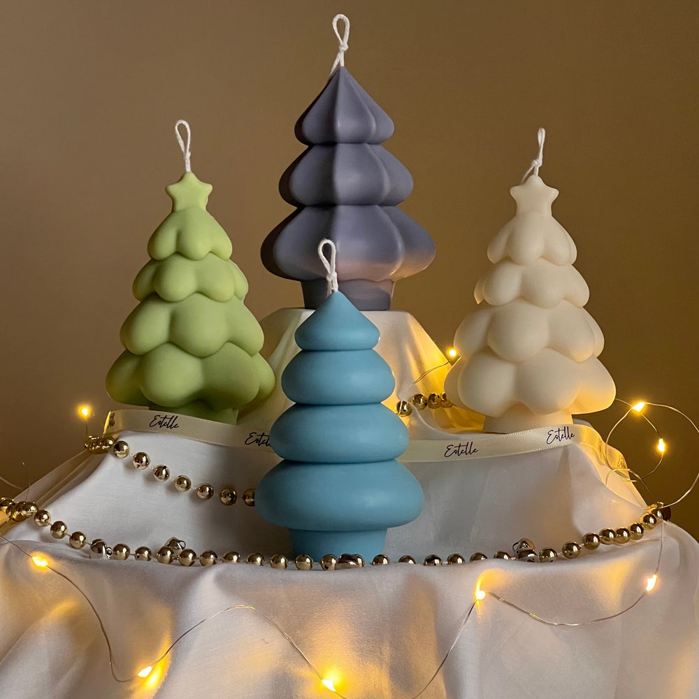 Bougie en soja en forme de sapin de Noël, coulée à la main : Décoration festive pour la maison