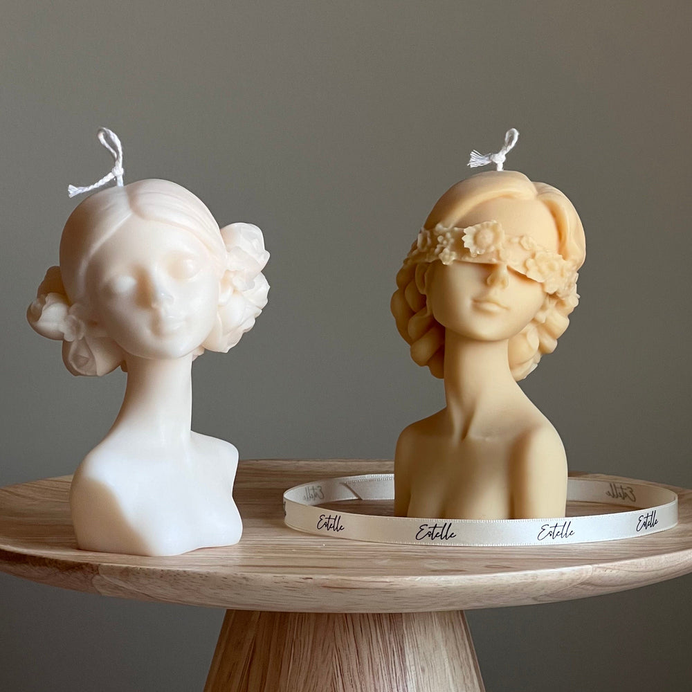 Bougie artisanale en cire de soja « Lady » aux yeux bandés | Bougie corps de femme
