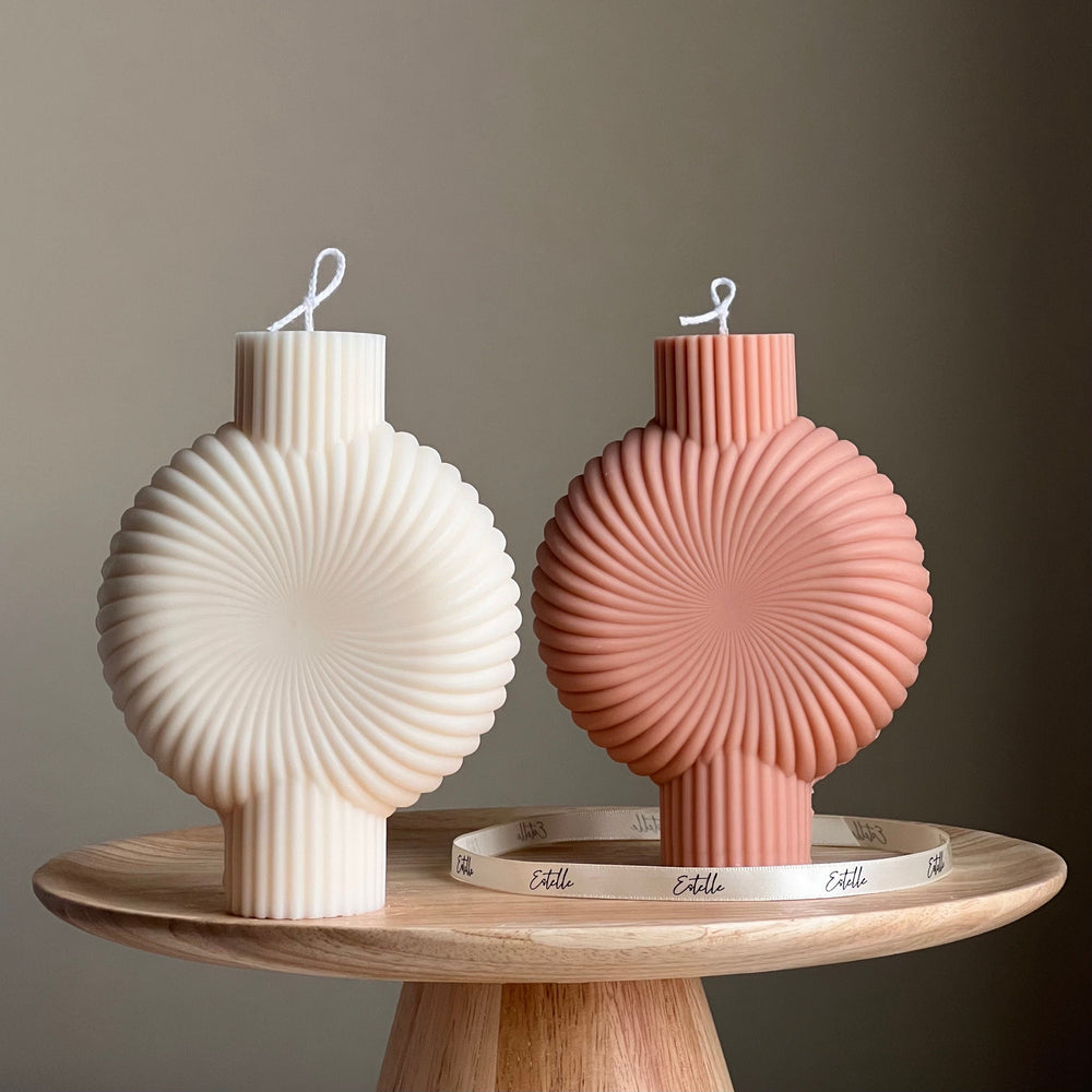 Bougie pilier sculpturale en soja : Décoration d'intérieur minimaliste