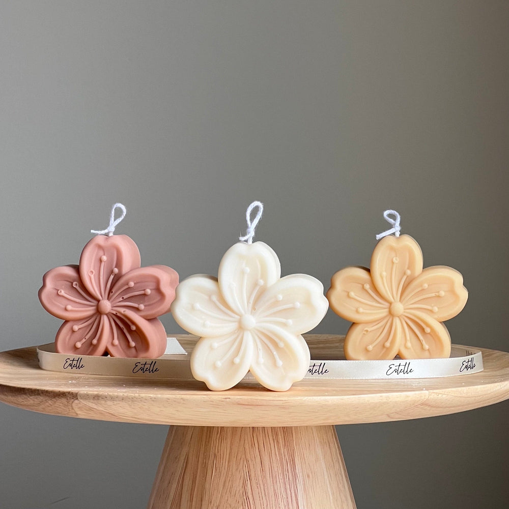 Bougie Fleur de Cerisier : Bougie sculpturale parfumée en cire de soja