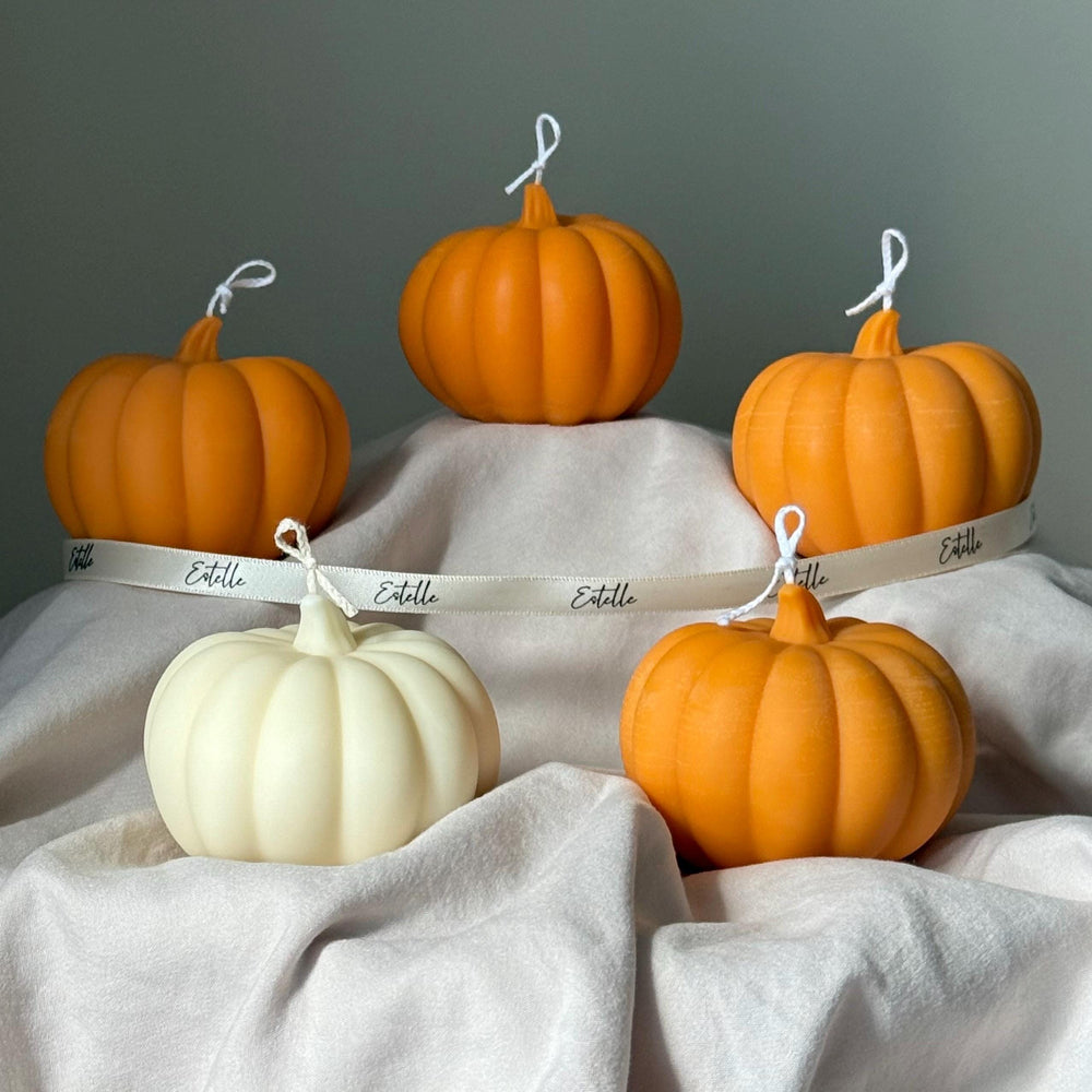 Bougie d'automne artisanale à la cire de soja en forme de citrouille : Cadeau de décoration