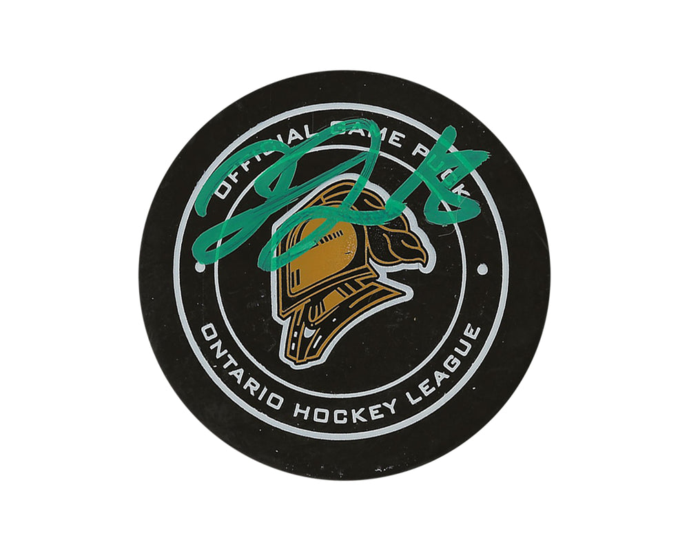 Palet de match officiel des London Knights autographié par Liam Foudy