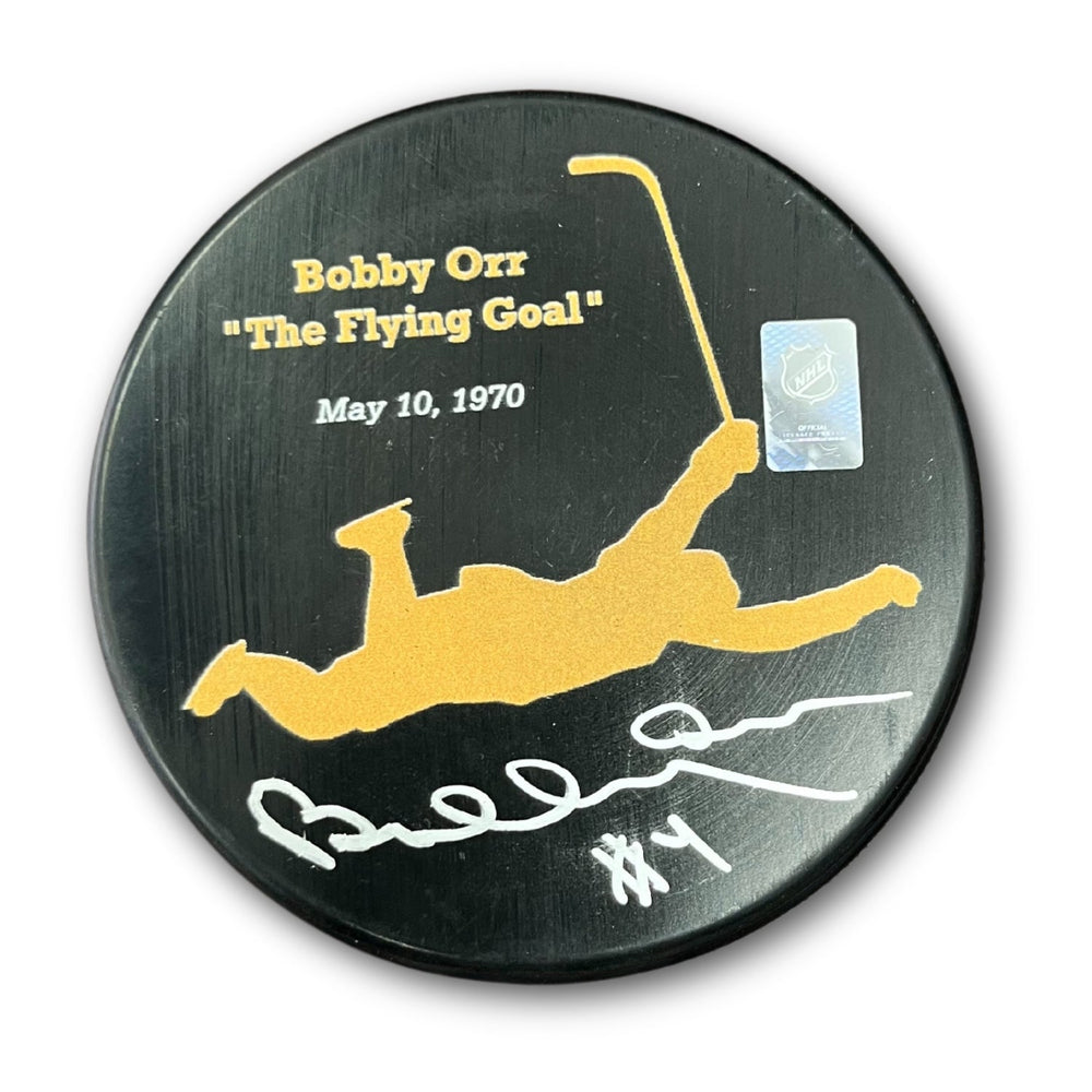 BOBBY ORR “THE FLYING GOAL” SIGNED PUCK – MAY 10, 1970 COMMEMORATIVE – BOSTON BRUINS LEGEND, - GNR COA – ICONIC NHL MOMENT COLLECTIBLE