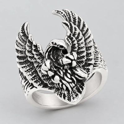 Bague Homme en Acier Inoxydable Aigle. Bijou Signet Détaillé Aile Motard