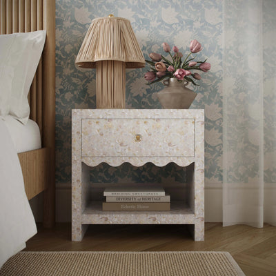 Table de nuit Opal 22" en nacre naturelle incrustée avec rangement - Naturel