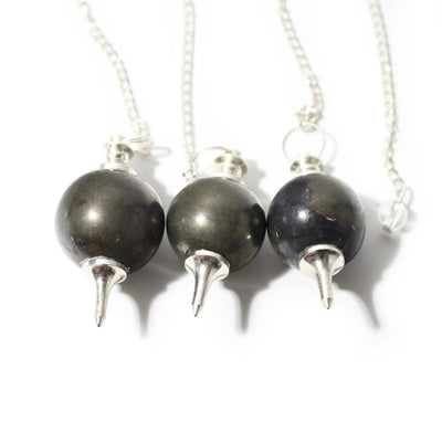 Ensemble de 3 pendules en pyrite : boule et pointe