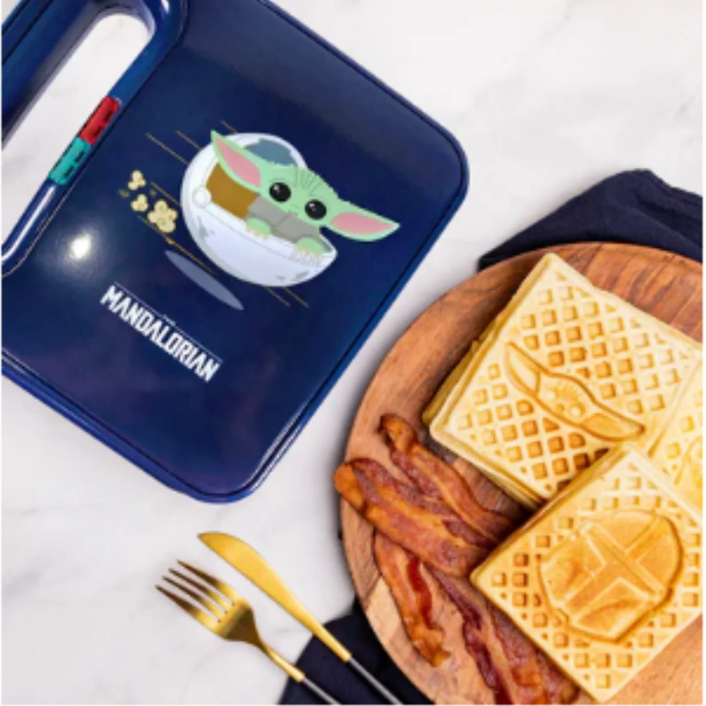 Star Wars: The Mandalorian Double Square Waffle Maker – Mando & Grogu Non-Stick Breakfast Appliance