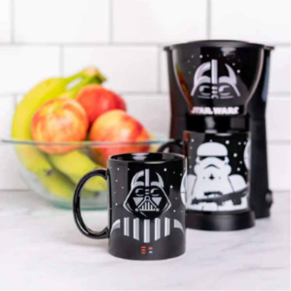Star Wars Single-Serve Coffee Maker – Includes Darth Vader & Stormtrooper 12oz Ceramic Mugs
