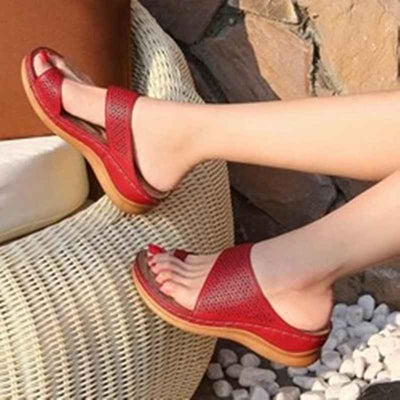 Plus size comfortable beach sandals
