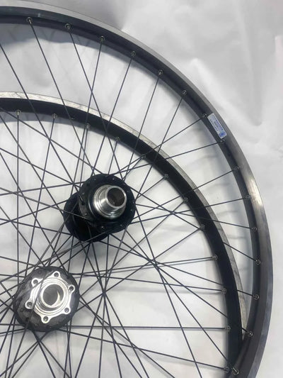 Paire de roues Ritchey 26 po pour vélo de montagne