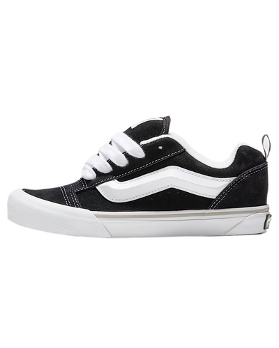 Vans 'Knu Skool' Shoes - Black/True White (KIDS)