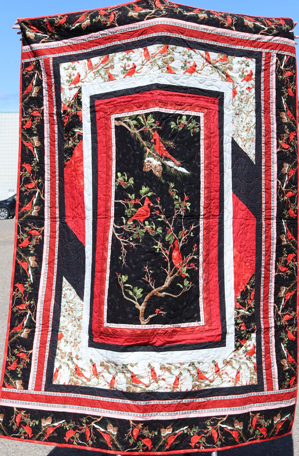 Store Sample- Twin Quilt- Cardinal Panel — Cottage Quilting Ltd.