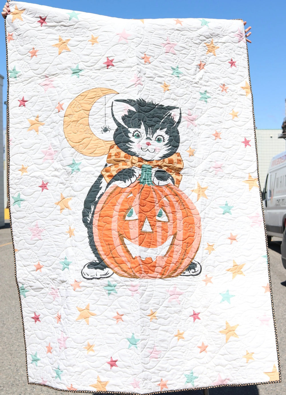 Store Sample- Twin Quilt- Cat & Pumpkin Panel — Cottage Quilting Ltd.