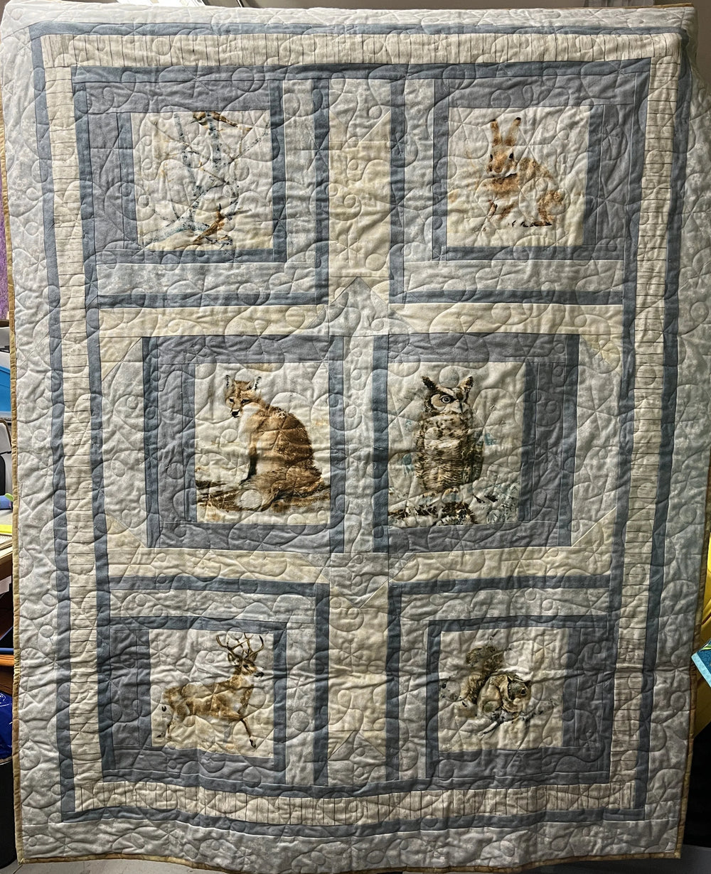 Store Sample- Lap Quilt- Winter Animals — Cottage Quilting Ltd.