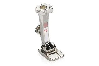 Pied surjeteuse BERNINA #12 pour lainages/gros fils