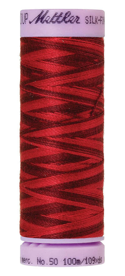 Fil de coton Mettler Silk-Finish 50wt panaché 109 vg/100 m Minuit Grenat