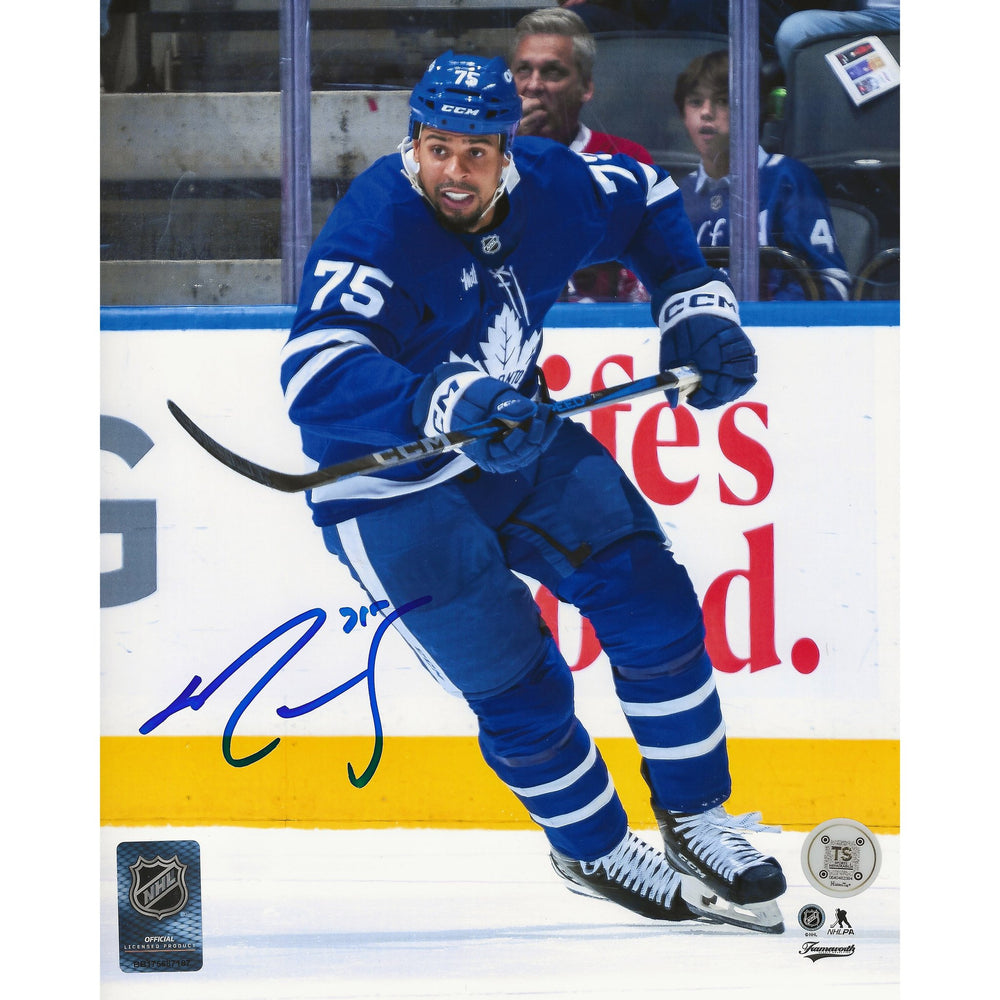 Ryan Reaves Autographed Toronto Maple Leafs Skating 8x10 Photo — TS Sports Memorabilia