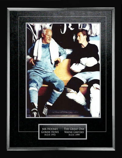 ENSEMBLE PHOTO DOUBLE WAYNE GRETZKY & GORDIE HOWE – CADRE 11X14 HOMMAGE DE COLLECTIONNEUR – ART MURAL DE SOUVENIRS DE LÉGENDES DE LA LNH OBJET DE COLLECTION (24 PO PAR 20 PO)