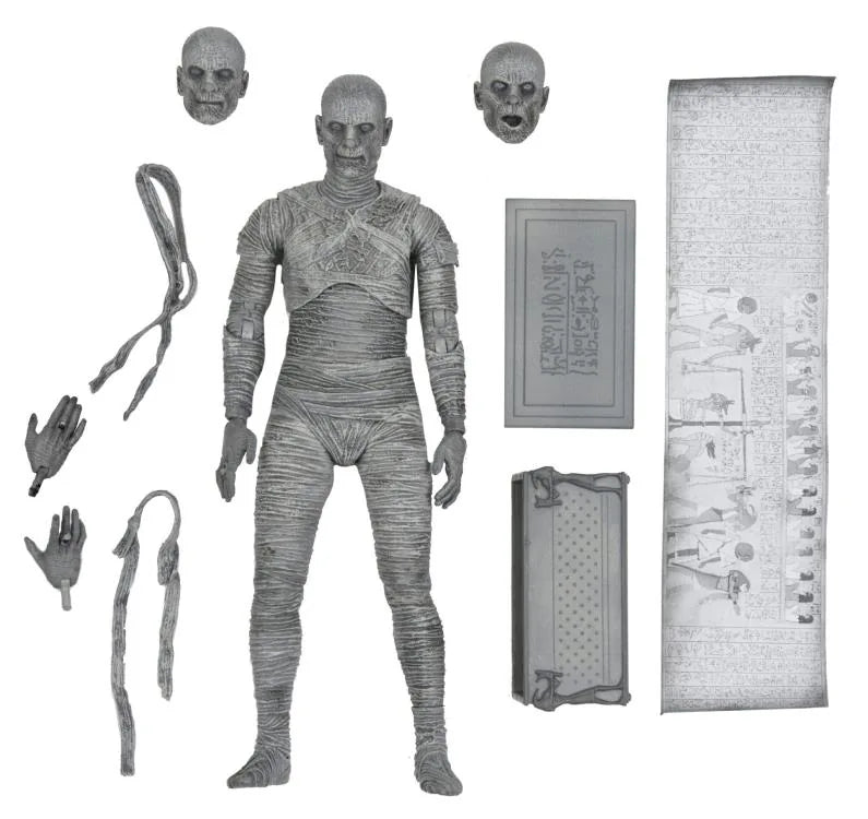 Universal Monsters Ultimate Mummy (Black & White) Figure